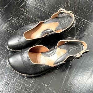 Barely worn black Born shoes